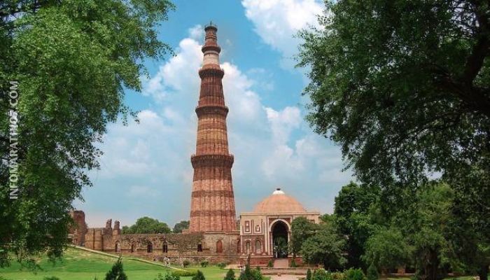 History of Qutb Minar in Marathi